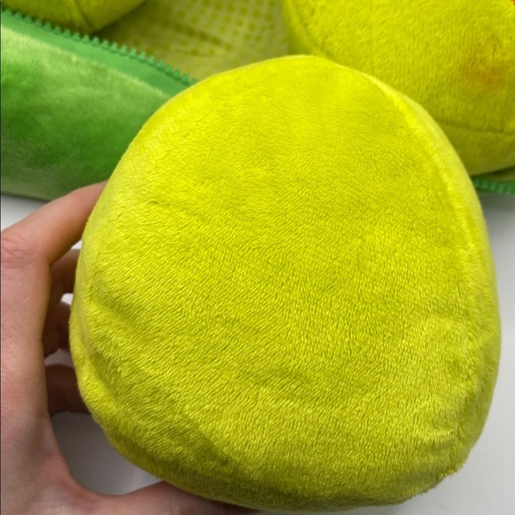 18" DISNEY STORE TOY STORY 3 GREEN PEAS IN A POD STUFFED ANIMAL PLUSH PIXAR TOY - Picture 8 of 10